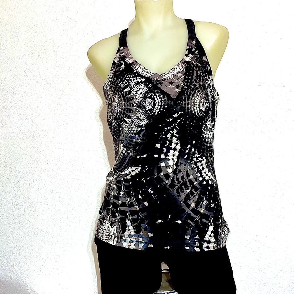 Danskin Yoga Top M